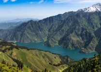 15天新疆旅游最佳路线,新疆旅游15天自驾游